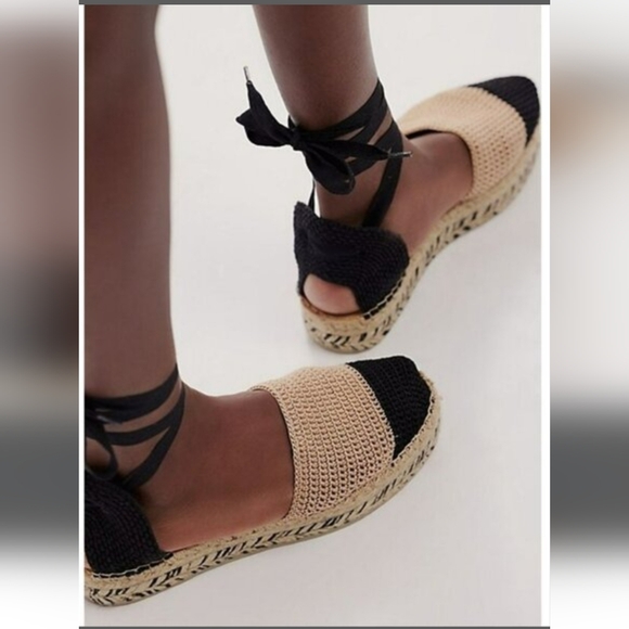 Free People Island Time Wrap Espadrilles Size 38 EU / 7.5 - 8 US NWT - Picture 4 of 7